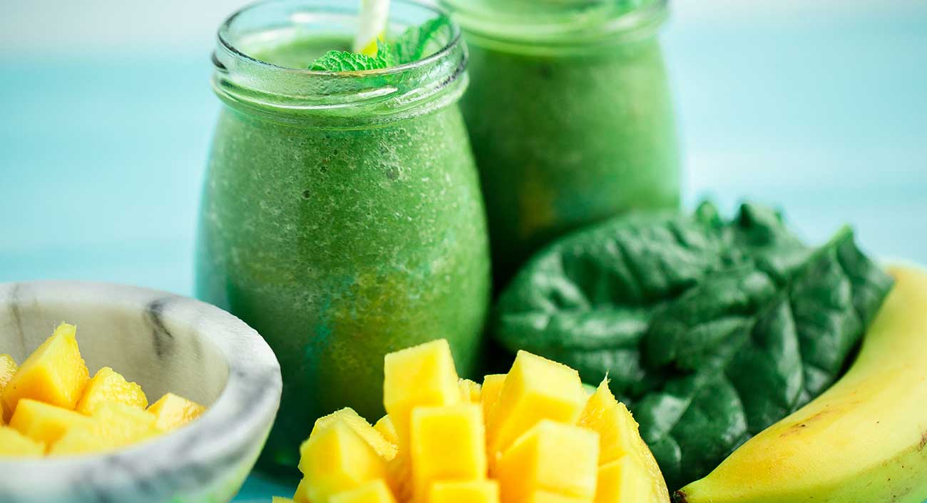 Smoothie vert à la mangue