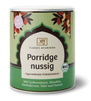 Starten Sie doch einmal mit einem cremig-nussigen Porridge von Classic Ayurveda