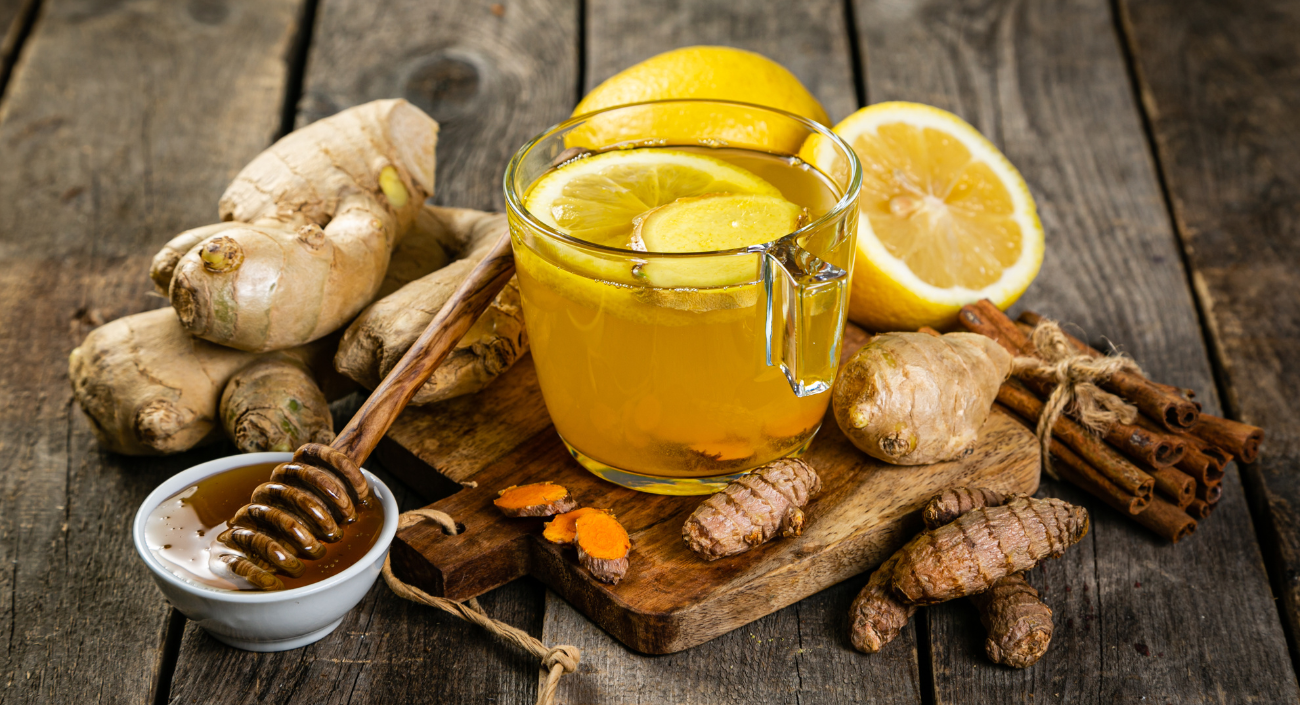 Winterlicher Detox-Kräutertee